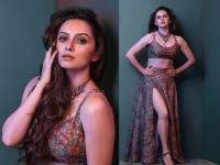 PHOTOS: श्रुती मराठेच्या ग्लॅमरस अदा पाहून फॅन्स झाले क्लीन बोल्ड, पहा तिचे फोटो - Marathi News | PHOTOS: Shruti Marathe's glamorous photos became a fan of Clean Bold, see her photos | Latest filmy Photos at Lokmat.com