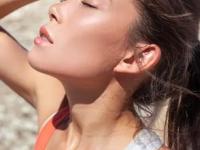 उन्हाळा की पावसाळा, बदलत्या हवेने त्वचा निस्तेज-कोरडी पडली? १ सोपा उपाय-चेहरा चमकेल रोज - Marathi News | skin dull and dry changing weather simple home remedies apply raw milk face will glow everyday skin care tips | Latest sakhi Photos at Lokmat.com