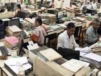 सरकारी नोकरीचं टेन्शन मिटलं! वर्ग 'ब' आणि 'क' पदांसाठी मुलाखती बंद; राज्य सरकारचा ऐतिहासिक निर्णय - Marathi News | Interviews closed in Class B, C recruitment, big decision of the government; The path to government jobs has changed | Latest mumbai News at Lokmat.com