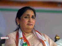 बारामतीत सुनेत्रा पवारांविरुद्ध ५५ अर्ज; काँग्रेसच्या आकाश मोरेंचाही अर्ज दाखल, हाकेंची माघार - Marathi News | 55 applications filed against Sunetra Pawar in Baramati Congress Akash More's application also filed calls withdrawn | Latest pune News at Lokmat.com