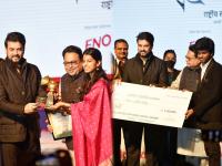 Sur Jyotsna National Music Awards 2021: मैथिली ठाकूर, लिडियन नादस्वरम यांचा सन्मान; 'सूर ज्योत्स्ना' पुरस्कार सोहळ्याला दिग्गजांची उपस्थिती - Marathi News | sur jyotsna national music awards 2021 honor of maithili thakur and lydian nadaswaram | Latest national Photos at Lokmat.com