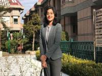 जिल्हा परिषदेत शिक्षण ते IAS ऑफिसर म्हणून सिलेक्शन; अनेकांसाठी प्रेरणादायी ठरताहेत सुरभी गौतम - Marathi News | success story of surabhi gautam fifty rank holder in upsc exam becomes ias officer in first attempt kkg | Latest national Photos at Lokmat.com