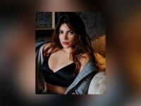 कधी काळी डिप्रेशनची शिकार ठरलेली शमा सिंकदर, आता झालीय भलतीच बोल्ड - Marathi News | Shama sikander hot and bold photo's gda | Latest filmy Photos at Lokmat.com