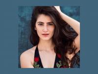 करिना कपूरची नक्कल करता करता स्वत:च अभिनेत्री झाली शिवलिका, तिचे हे फोटो पाहून व्हाल क्लीन बोल्ड - Marathi News | Actress shivaleeka oberoi stunning photo's gda | Latest filmy Photos at Lokmat.com