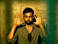 ‘पाताल लोक’च्या ‘हथौडा त्यागी’ची पत्नी आहे कमालीची सुंदर, फोटो पाहून उडतील होश - Marathi News | Abhishek Banerjee, Paatal Lok's Hathoda Tyagi wife tina pics | Latest filmy Photos at Lokmat.com