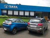 Nexon पासून Safari पर्यंत..., Tata Motors ने गाड्यांच्या किमती वाढवल्या - Marathi News | tata motors hikes passenger vehicle prices again nexon to safari know the new price | Latest auto Photos at Lokmat.com