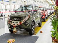 Tata Nexon चे ४ नवे व्हेरिअंट लाँच; मिळणार हे जबरदस्त फीचर्स, पाहा किंमत - Marathi News | 4 new variants of Tata Nexon launched; You will get these awesome features, see price | Latest auto Photos at Lokmat.com
