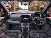 Tata आणतेय स्वस्त CNG कार; केवळ ५ हजार रुपयांत बुकिंगला सुरुवात, पाहा - Marathi News | tata motors to launch tata tiago cng soon booking starts at only 5k check all details | Latest auto Photos at Lokmat.com