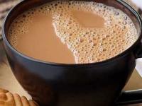 सकाळी उठल्या उठल्या चहा लागतोच, उपाशी पोटी पिण्याची सवय बदला; आरोग्यासाठी ठरेल घातक - Marathi News | empty stomach tea morning health effects dr shivkumar sarin | Latest sakhi News at Lokmat.com