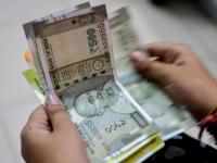 मंत्र्यांच्या पगारात कपात, कर्मचाऱ्यांची चांदी! प्रलंबित पेन्शनसाठी 'या' सरकारचा ऐतिहासिक निर्णय - Marathi News | Ministers' salaries cut, employees' salaries cut! This government's historic decision for pending pensions | Latest national News at Lokmat.com