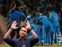 क्रिकेटच्या देवाकडून जेमी-हरमनप्रीतला शाब्बासकी! ऐतिहासिक विजय युवी, एबी आणि गंभीरलाही भावला - Marathi News | India Take Down Mighty Australia In Women’s WC Semi And Enter Final Against South Afria Sachin Tendulkar Gautam Gambhir And Yuvraj Lead Heartfelt Reactions | Latest cricket News at Lokmat.com क्रिकेटच्या देवाकडून जेमी-हरमनप्रीतला शाब्बासकी! ऐतिहासिक विजय युवी, एबी आणि गंभीरलाही भावला - Marathi News | India Take Down Mighty Australia In Women’s WC Semi And Enter Final Against South Afria Sachin Tendulkar Gautam Gambhir And Yuvraj Lead Heartfelt Reactions | Latest cricket News at Lokmat.com