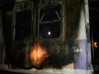 ठाणे रेल्वे स्थानकात लोकलच्या डब्यात अग्नितांडव - Marathi News | major fire at thane railway station | Latest thane Photos at Lokmat.com