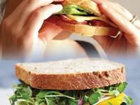 World Sandwich Day : सँडविच आवडतं ना, हे पहा जगभरात फेमस भन्नाट सँडविच! पाहून तोंडाला पाणी सुटेल.. - Marathi News | World Sandwich Day: If you love sandwiches, check out this world famous sandwich! Seeing it will make your mouth water .. | Latest sakhi Photos at Lokmat.com