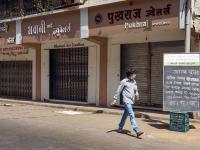शहर लॉक डाऊन करणं म्हणजे नक्की काय?; जाणून घ्या... - Marathi News | corona what is lockdown city lockdown protocol what can do at home vrd | Latest international Photos at Lokmat.com
