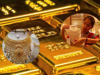 Gold Price Today: आनंदाची बातमी! सोन्या-चांदीच्या दरात घसरण, फटाफट चेक करा आजचे दर - Marathi News | gold silver rates down today 17 may 10 gm gold rate sona chandi ka bhav ibjarates com how to check gold price | Latest business Photos at Lokmat.com