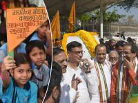 Photo's : 'छत्रपतींचे तख्त मराठी, मराठ्यांचे रक्त मराठी' - Marathi News | Photo's 'Chhatrapati Takht Marathi, Blood of Marathi Marathi' marathi bhasha din MMG | Latest maharashtra Photos at Lokmat.com