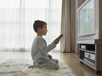 मुलांसाठी पर्सनल टीव्ही घेण्याचा विचार आहे? मग हे नक्की वाचा - Marathi News | personal television can be harmful for childrens said study | Latest relationship Photos at Lokmat.com