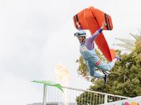 अशी अतरंगी विमानं पाहून तुम्हालादेखील होईल उडण्याचा मोह - Marathi News | Red bull flugtag competition, peoples have fun picture | Latest jarahatke Photos at Lokmat.com