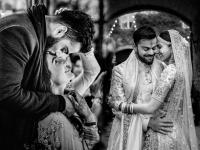 विराट कोहली - अनुष्का शर्माची लव्ह स्टोरी; लहानपणीच पडले होते एकमेकांच्या प्रेमात! - Marathi News | Virat Kohli-Anushka Sharma's Love Story; As a child fell in love with each other! | Latest cricket Photos at Lokmat.com