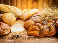 जगभरातील ब्रेड्सचे एकापेक्षा एक 15 प्रकार; पाहूनच तोंडाला सुटेल पाणी - Marathi News | Types of bread from around the world | Latest food Photos at Lokmat.com