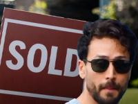 ₹७.५ कोटींना खरेदी केलेलं अपार्टमेंट, ८.८७ कोटींना विकून कमावलं १८% प्रॉफिट; इनव्हेस्टमेंटचा 'टायगर' निघाला श्रॉफ - Marathi News | bollywood actor tiger shroff bought apartment for rs 7 5 crore sold for rs 8 87 crore earned 18 percent profit maharashtra pune property | Latest business News at Lokmat.com ₹७.५ कोटींना खरेदी केलेलं अपार्टमेंट, ८.८७ कोटींना विकून कमावलं १८% प्रॉफिट; इनव्हेस्टमेंटचा 'टायगर' निघाला श्रॉफ - Marathi News | bollywood actor tiger shroff bought apartment for rs 7 5 crore sold for rs 8 87 crore earned 18 percent profit maharashtra pune property | Latest business News at Lokmat.com