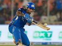 Tilak Varma Maiden IPL Hundred : तिलक वर्माची अविश्वसनी सेंच्युरी; MI साठी ठरला खरा संकटमोचक! - Marathi News | IPL GT vs MI Mumbai Indians Star Tilak Varma Smashes Maiden IPL Hundred vs Gujarat Titans Equals Sanath Jayasuriya Fastest Century Record | Latest cricket News at Lokmat.com