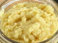 आलं - लसूण पेस्ट महिनाभर राहील फ्रेश! पेस्ट परफेक्ट करण्याच्या ८ टिप्स - खराब न होता टिकेल चांगली... - Marathi News | tips to preserve ginger garlic paste longer homemade ginger garlic paste storage hacks | Latest sakhi Photos at Lokmat.com