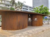 'या' ठिकाणी सुरू झालं मुंबईतील सर्वात महागडं टॉयलेट - Marathi News | Mumbais most expensive toilet is now open for public use | Latest mumbai Photos at Lokmat.com