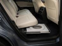 भन्नाट की विचित्र? आता कारमध्येच मिळणार टॉयलेटची सुविधा! चिनी कंपनी 'Seres' कडून इलेक्ट्रिक कारसाठी खास पेटंट - Marathi News | Chinese carmaker Seres patents 'In-Car Toilet' for Electric Vehicles | Latest auto News at Lokmat.com