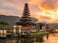 १० देश फिरल्यानंतर गरिबही होईल श्रीमंत! १ रुपयात राहता येणार - Marathi News | viral 10 countries where indian rupees in stronger 1 rupee highest value in which country indian currency value | Latest social-viral Photos at Lokmat.com