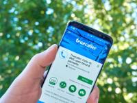 Truecaller वर नाव बदलणे, डिलीट करणे व नंबर अनलिस्ट करणे झाले सोपे; पाहा स्टेप्स - Marathi News | know about how to change name and unlist mobile number in truecaller app | Latest tech Photos at Lokmat.com