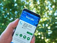 Truecaller चा खेळ संपणार? TRAI च्या एका निर्णयामुळे २५ कोटी भारतीयांच्या फोनमधून 'हे' ॲप गायब होण्याची शक्यता! - Marathi News | Truecaller vs CNAP India : Will Truecaller's game end? Due to a decision by TRAI, this app is likely to disappear from the phones of 250 million Indians! | Latest tech News at Lokmat.com