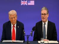 पाकिस्तानात इराण-अमेरिका चर्चा अयशस्वी ठरली तर काय असेल डोनाल्ड ट्रम्प यांना पुढचा प्लॅन? - Marathi News | US Iran Ceasefire: What will be Donald Trump next plan if Iran-US talks in Pakistan fail? | Latest international News at Lokmat.com