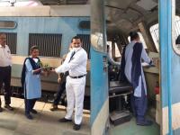 ती सारथी, तीच सोबती, 'वसई ते वडोदरा' तिनेच चालवली मालगाडी - Marathi News | She was the driver, she was the companion, she drove the freight train 'Vasai to Vadodara', piyush goyal | Latest national Photos at Lokmat.com