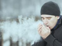 म्हणून हिवाळ्याच्या दिवसांत तोंडामधून निघते वाफ - Marathi News | So on winter days, steam comes out of the mouth | Latest jarahatke Photos at Lokmat.com