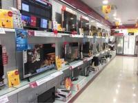 TV-Smartphone Price May Increase : टीव्ही-स्मार्टफोन्स महागण्याची शक्यता; चीनच्या टेक हबमधील लॉकडाऊन भारताला पडणार भारी - Marathi News | smartphone laptop smart tv prices may rise amid china covid pandemic lockdown in tech hub | Latest business Photos at Lokmat.com