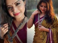 PHOTOS: खणाच्या साडीत खुललं 'पाहिले न मी तुला'मधील मनूचं सौंदर्य, फोटो पाहून तुम्हीही व्हाल घायाळ - Marathi News | Pahile na mi tula serial fame actress tanvi mundle share her photo's on instagram | Latest filmy Photos at Lokmat.com