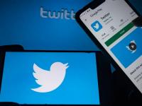 Twitter वर ब्लू टिकसाठी युजर्स लवकरच करू शकणार अ‍ॅप्लिकेशन, अशी असेल क्रायटेरिया... - Marathi News | twitter to relaunch public verification here is eligibility criteria | Latest tech Photos at Lokmat.com