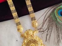 १ ग्रॅम सोन्याच्या मंगळसुत्राच्या १० डिजाईन्स, कमी बजेटमध्ये मंगळसूत्र गळ्यात उठून दिसेल - Marathi News | 1 Gram Gold Mangalsutra Designs : Latest One Gram Gold Mangalsutra Designs | Latest sakhi Photos at Lokmat.com