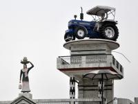या शहरातील पाण्याच्या टाक्यांची रचना आहे आकर्षक... - Marathi News | jalandhar unique and crazy water tanks | Latest jarahatke Photos at Lokmat.com