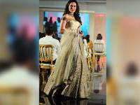 झोया फॅशन अॅण्ड लाइफ स्टाइलचा शानदार फॅशन शो! - Marathi News | Fancy fashion and life style is a fabulous fashion show! | Latest fashion Photos at Lokmat.com