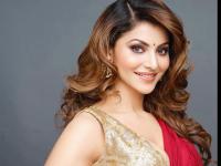 'उर्वशी रौतेला'च्या या हॉट लूक्सवर नेटकरी फिदा! - Marathi News | And every photo of Urvashi Rautela gets lots of comments and likes from her fans. | Latest filmy Photos at Lokmat.com