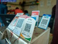 UPI फ्री आहे, मग Google Pay अन् PhonePe ने ₹५,००० कोटी कुठून कमवले? जाणून घ्या... - Marathi News | UPI is free, so where did Google Pay and PhonePe earn ₹5,000 crore? Find out... | Latest business Photos at Lokmat.com