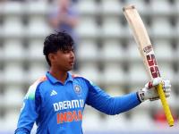 काऊंटडाऊन सुरू, उरले १०३ दिवस! वैभव सुर्यवंशीला टीम इंडियात येण्यापासून कोणी रोखू शकणार नाही... कसे... - Marathi News | ICC 15 years age rule: The countdown has begun, 103 days left! No one can stop Vaibhav Suryavanshi from joining Team India... | Latest cricket News at Lokmat.com काऊंटडाऊन सुरू, उरले १०३ दिवस! वैभव सुर्यवंशीला टीम इंडियात येण्यापासून कोणी रोखू शकणार नाही... कसे... - Marathi News | ICC 15 years age rule: The countdown has begun, 103 days left! No one can stop Vaibhav Suryavanshi from joining Team India... | Latest cricket News at Lokmat.com