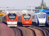 ३०० सीट वाढणार, ४ कोच कायमस्वरुपी जोडले जाणार; वंदे भारत ट्रेनला प्रवाशांचा प्रचंड प्रतिसाद - Marathi News | 300 seats will be increased 4 coaches added permanently tirupati vande bharat express train receives huge response from passengers | Latest national News at Lokmat.com