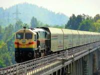 मोजून थकाल, पण गाडी संपणारच नाही! भारतातील 'वासुकी' ट्रेनबद्दल 'या' गोष्टी माहीत आहेत का? - Marathi News | You'll get tired of counting, but the train won't end! Do you know these things about India's 'Vasuki' train? | Latest national Photos at Lokmat.com