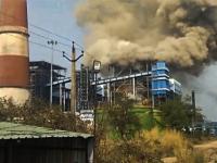 हायप्रेशर स्टील ट्यूब फुटली अन् क्षणात होत्याचं नव्हतं झालं; ७०० डिग्री वाफेने वेढलं अन् १७ जणांचा कोळसा झाला - Marathi News | A high-pressure steel tube burst and in an instant everything was gone; 700-degree steam engulfed it and 17 people were charred to death. | Latest national News at Lokmat.com हायप्रेशर स्टील ट्यूब फुटली अन् क्षणात होत्याचं नव्हतं झालं; ७०० डिग्री वाफेने वेढलं अन् १७ जणांचा कोळसा झाला - Marathi News | A high-pressure steel tube burst and in an instant everything was gone; 700-degree steam engulfed it and 17 people were charred to death. | Latest national News at Lokmat.com