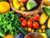 सावधान! फळ आणि भाज्या खाल्ल्याने वाढतोय कॅन्सरचा धोका? नव्या रिसर्चने सर्वच हादरले - Marathi News | fruits vegetables pesticides increase lung cancer risk new research | Latest sakhi News at Lokmat.com