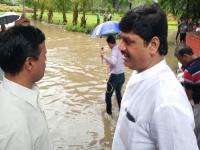 विधानभवनात बत्ती गुल, जिकडे-तिकडे पाणीच पाणी - Marathi News | Water in the Legislative Assembly | Latest nagpur Photos at Lokmat.com