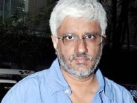 प्रसिद्ध बॉलिवूड दिग्दर्शक विक्रम भट्ट यांना अटक, ३० कोटींच्या फसवणुकीचा आरोप - Marathi News | bollywood movie director vikram bhatt arrested for 30 crore fraud case says report | Latest filmy News at Lokmat.com प्रसिद्ध बॉलिवूड दिग्दर्शक विक्रम भट्ट यांना अटक, ३० कोटींच्या फसवणुकीचा आरोप - Marathi News | bollywood movie director vikram bhatt arrested for 30 crore fraud case says report | Latest filmy News at Lokmat.com